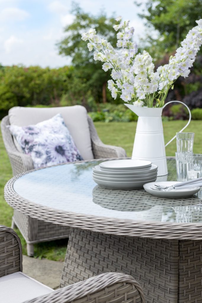 Charlbury 6 Seater Dining Set - Image 2