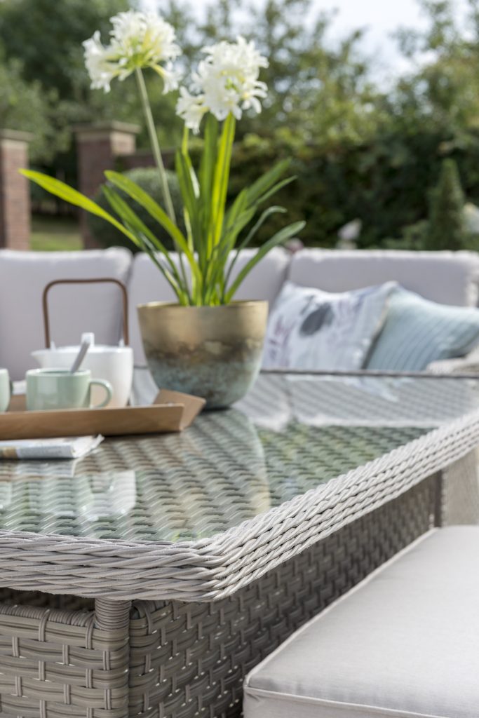 Charlbury Corner Set - Image 3