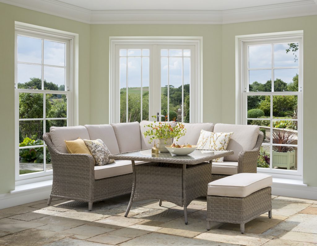 Charlbury Mini Corner Set - Image 4